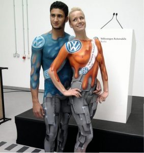 Messe Bodypainting VW-Promotion