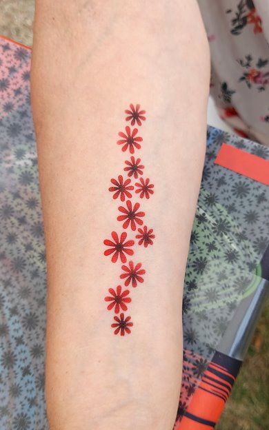 Airbrush Tattoo Blumen