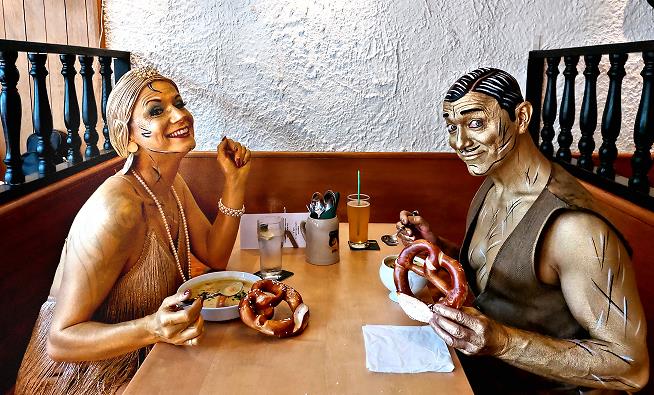 Goldene 20er Facepainting Lametta nikolaizauber 2025